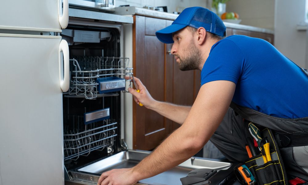 Pleasanton Appliance Repair Service 2 Service-technician-refrigerator-appliance-repair